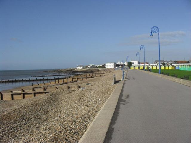 Felpham Guest House - Self Catering Bognor Regis Exterior foto